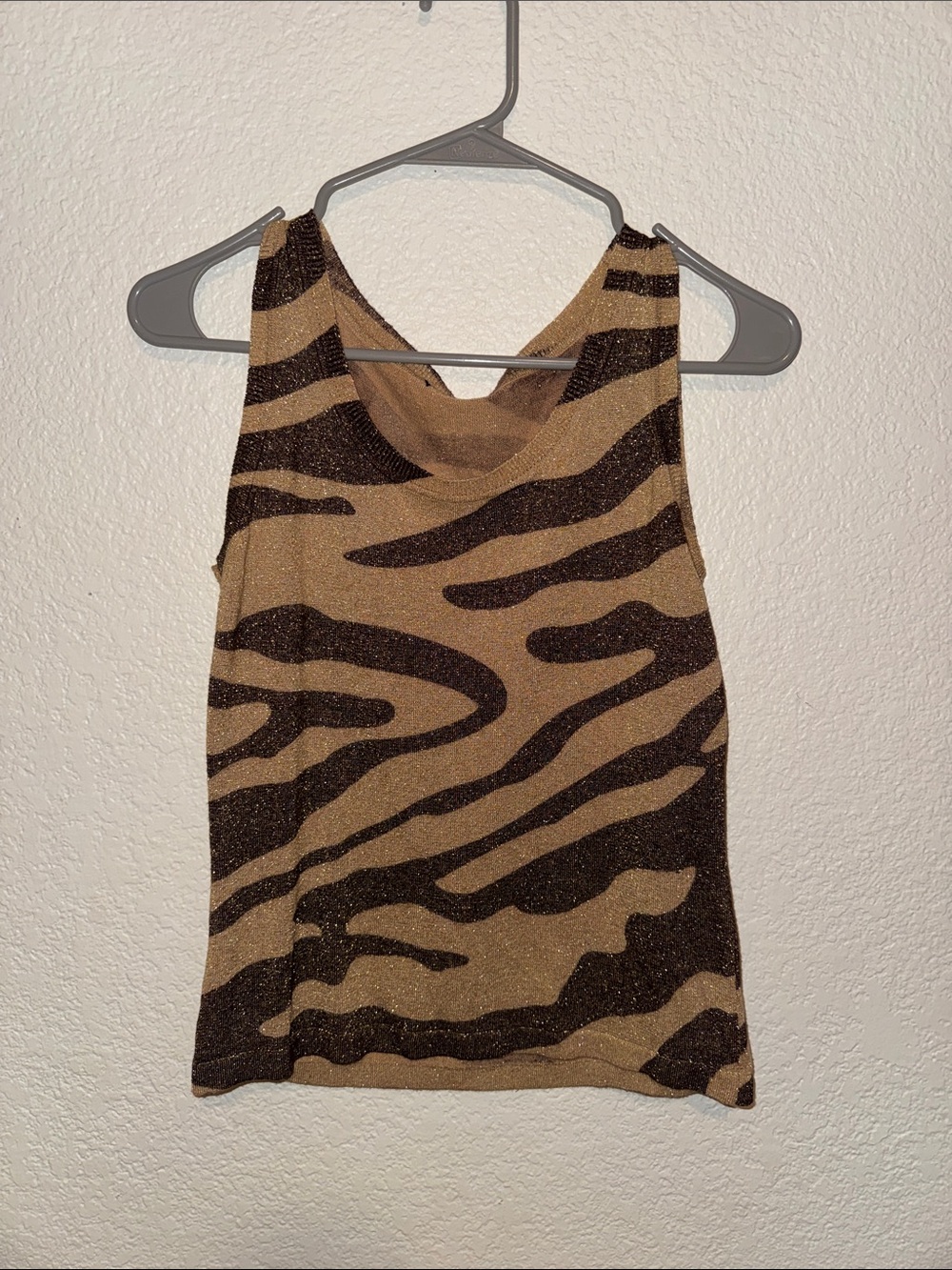 Sleeveless Animal-Print Tank Top in Gold